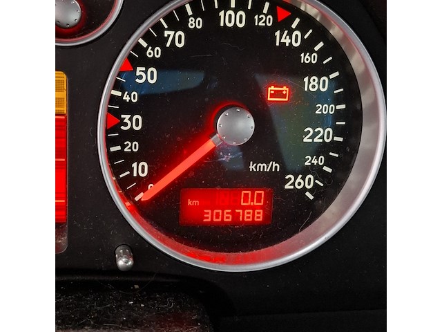 Personenauto, audi, tt, 1.8 5v turbo, grijs, 1999 - afbeelding 8 van  23