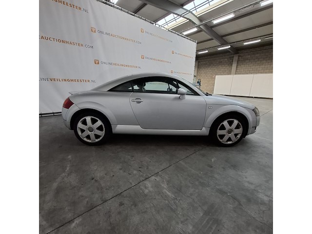 Personenauto, audi, tt, 1.8 5v turbo, grijs, 1999 - afbeelding 18 van  23