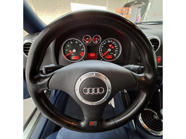 Personenauto, audi, tt, 1.8 5v turbo quattro, blauw, 1999 - afbeelding 18 van  64
