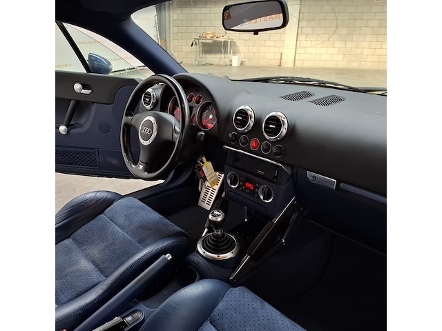 Personenauto, audi, tt, 1.8 5v turbo quattro, blauw, 1999 - afbeelding 32 van  64
