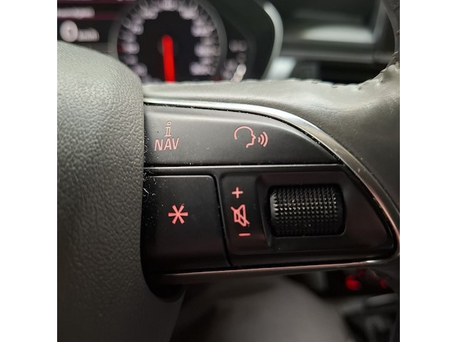 Personenauto, audi - afbeelding 13 van  42