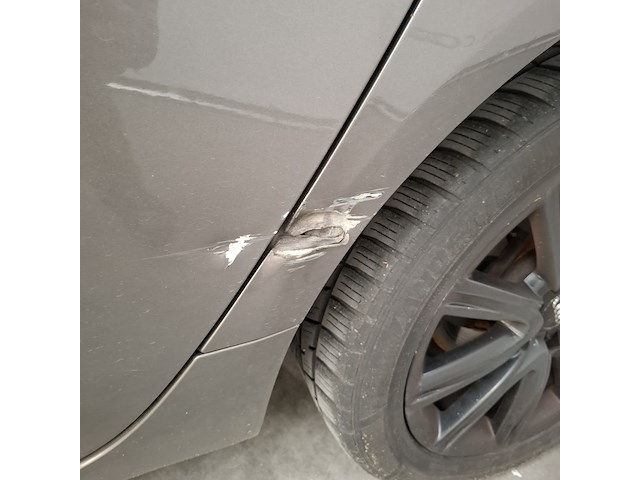 Personenauto, audi - afbeelding 32 van  42