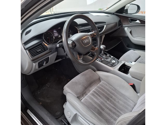 Personenauto, audi - afbeelding 41 van  42