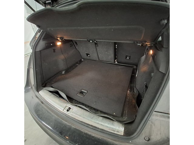 Personenauto, audi - afbeelding 33 van  65