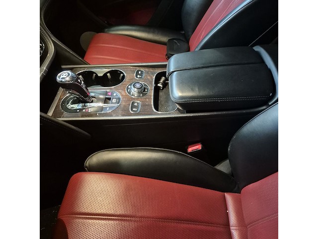 Personenauto, bentley, bentayga, 4.0 d 7p., zwart, 2017 - afbeelding 7 van  9