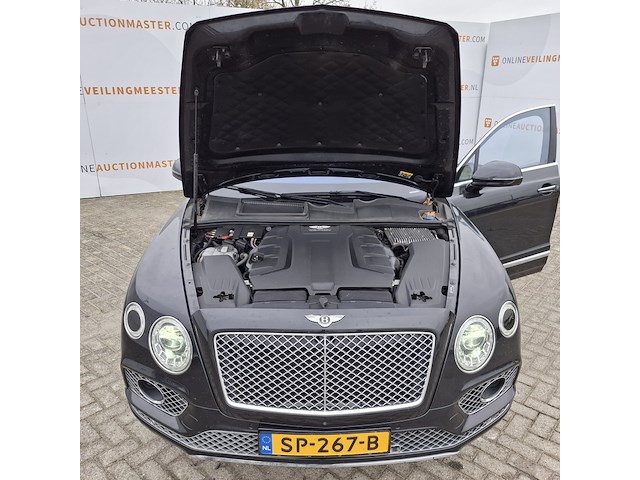 Personenauto bentley, bentayga 4.0 d 7p., zwart - afbeelding 9 van  48
