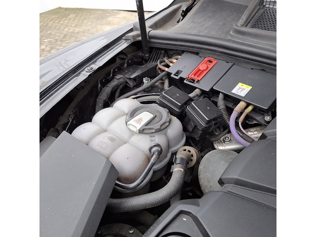 Personenauto bentley, bentayga 4.0 d 7p., zwart - afbeelding 15 van  48