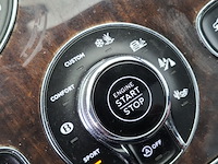 Personenauto bentley, bentayga 4.0 d 7p., zwart - afbeelding 25 van  48