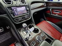 Personenauto bentley, bentayga 4.0 d 7p., zwart - afbeelding 27 van  48