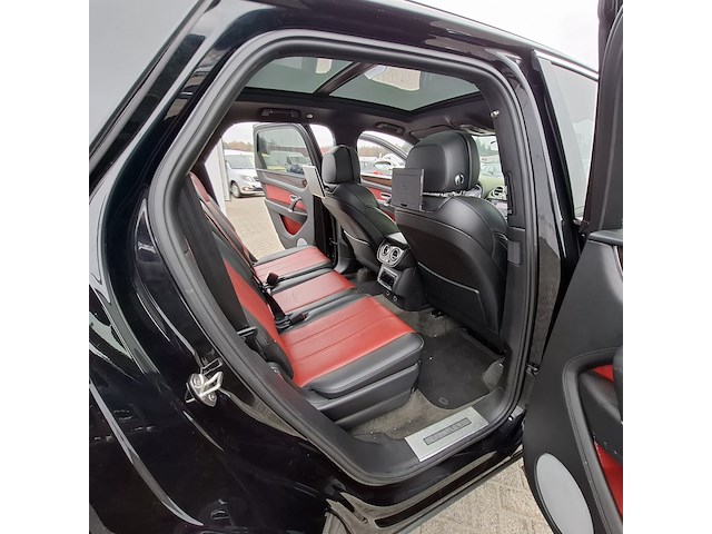 Personenauto bentley, bentayga 4.0 d 7p., zwart - afbeelding 33 van  48