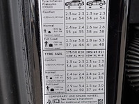 Personenauto bentley, bentayga 4.0 d 7p., zwart - afbeelding 40 van  48