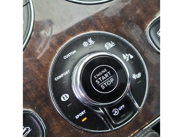 Personenauto bentley, bentayga 4.0 d 7p. - afbeelding 25 van  48