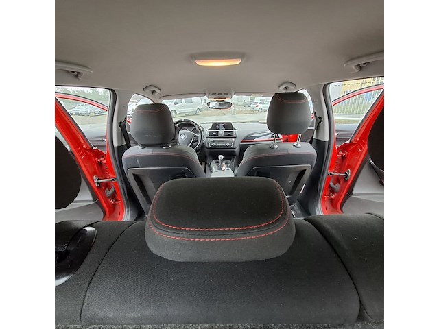 Personenauto, bmw, 1-serie 114i ede business sport, 2013 - afbeelding 37 van  52