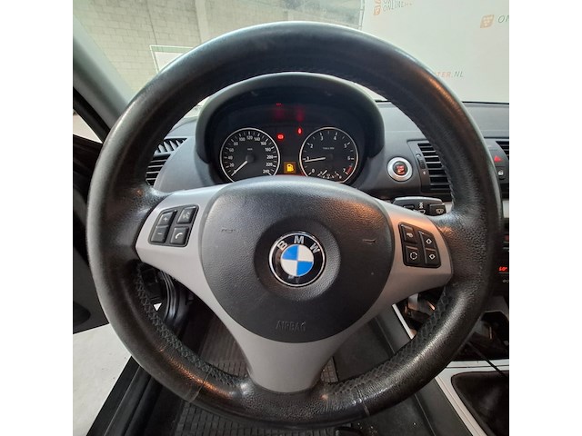 Personenauto, bmw, 1-serie, 116i, 2005 - afbeelding 32 van  70