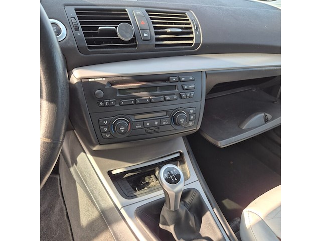 Personenauto, bmw, 1-serie, 116i high executive, zwart, 2004 - afbeelding 3 van  13