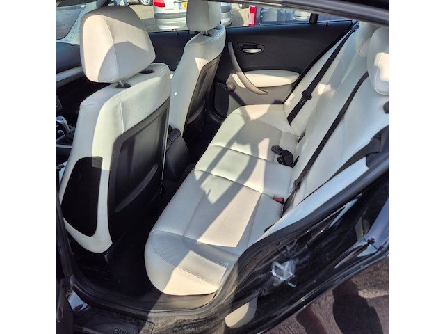 Personenauto, bmw, 1-serie, 116i high executive, zwart, 2004 - afbeelding 4 van  13