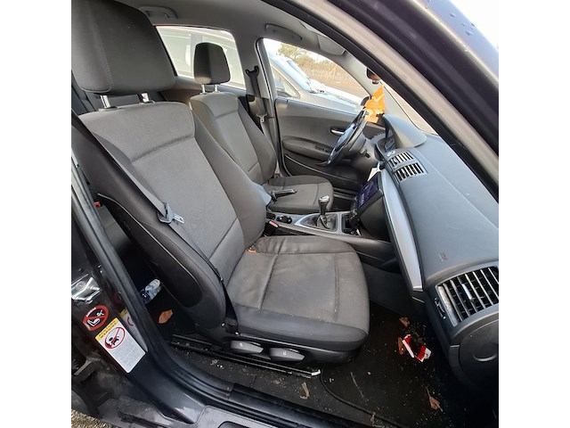 Personenauto, bmw, 1-serie, 118i, 2006 - afbeelding 31 van  41