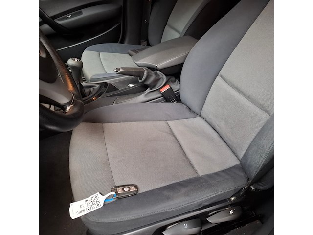 Personenauto, bmw, 1-serie, 118i, 2006 - afbeelding 26 van  72