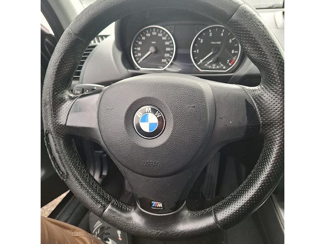 Personenauto bmw, 1-serie 118i, zwart, bouwjaar 2008 - afbeelding 15 van  34