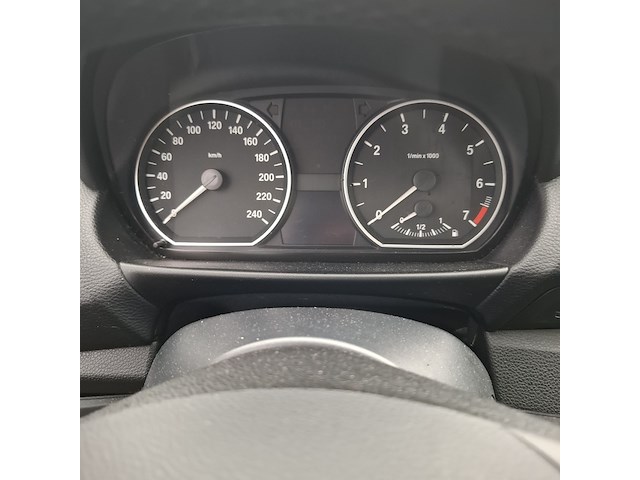 Personenauto bmw, 1-serie 118i, zwart, bouwjaar 2008 - afbeelding 16 van  34