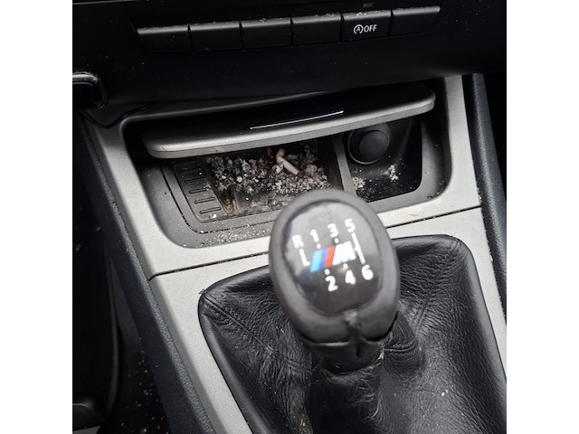 Personenauto bmw, 1-serie 118i, zwart, bouwjaar 2008 - afbeelding 19 van  34