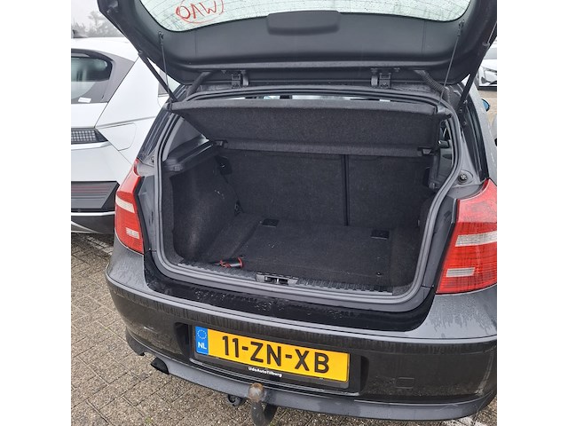 Personenauto bmw, 1-serie 118i, zwart, bouwjaar 2008 - afbeelding 24 van  34