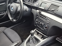 Personenauto bmw, 1-serie 118i, zwart, bouwjaar 2008 - afbeelding 28 van  34
