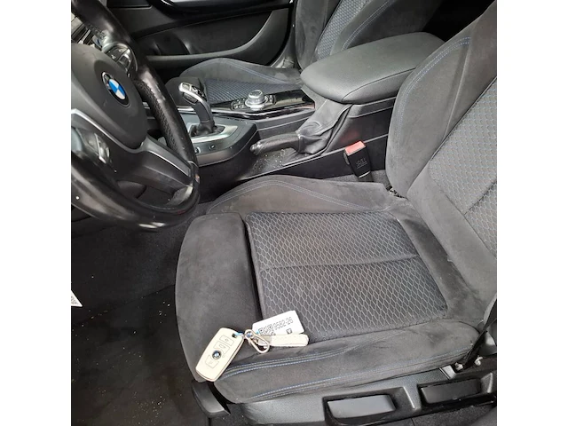 Personenauto, bmw, 1-serie, 120i centennial high executive, 2016 - afbeelding 32 van  74