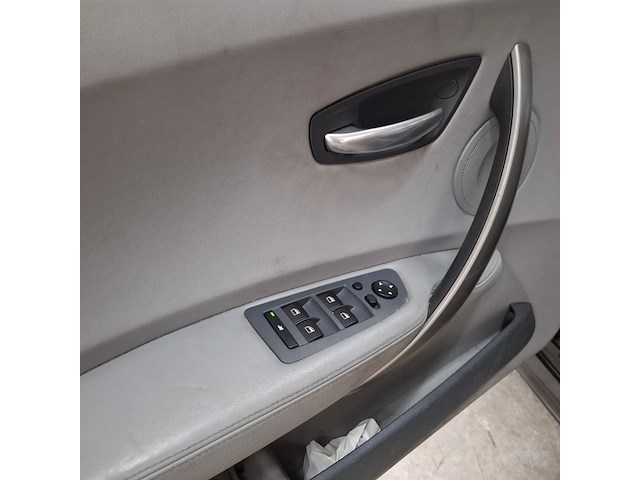 Personenauto, bmw, 1-serie, 120i executive, 2005 - afbeelding 32 van  74