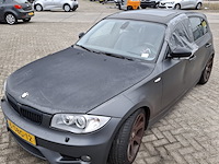 Personenauto bmw, 1-serie 120i, grijs, bouwjaar 2004 - afbeelding 7 van  24