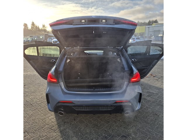 Personenauto, bmw, 1-serie, m135i xdrive high executive, 2020 - afbeelding 28 van  44