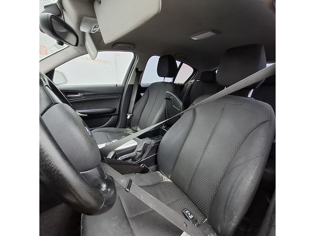 Personenauto, bmw, 1 serie - afbeelding 18 van  37