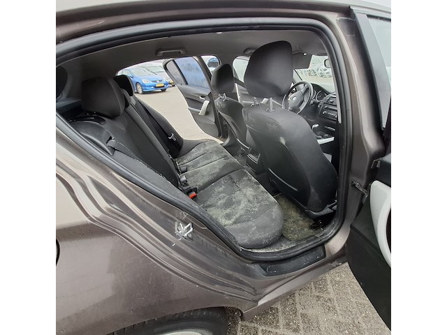 Personenauto, bmw, 1 serie - afbeelding 21 van  37