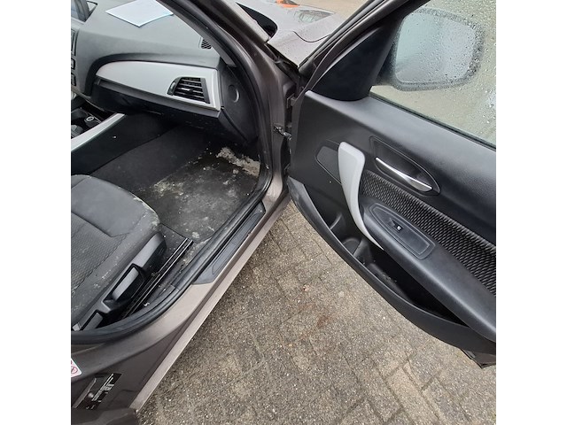 Personenauto, bmw, 1 serie - afbeelding 24 van  37