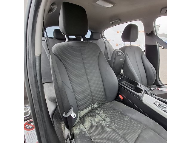 Personenauto, bmw, 1 serie - afbeelding 26 van  37