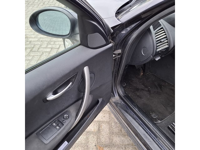 Personenauto bmw, 118i business line, blauw, bouwjaar 2006 - afbeelding 17 van  49