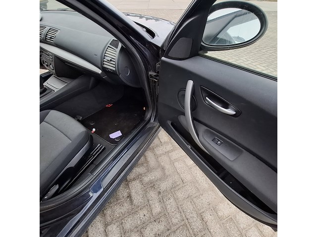 Personenauto bmw, 118i business line, blauw, bouwjaar 2006 - afbeelding 37 van  49