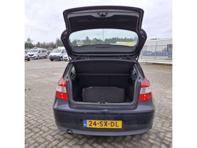 Personenauto bmw, 118i business line, blauw, bouwjaar 2006 - afbeelding 46 van  49