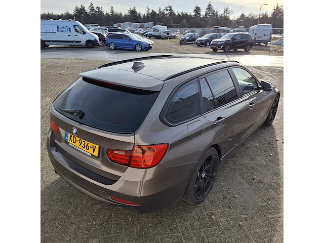 Personenauto, bmw, 3-serie, 320d efficient dynamics edition luxury line, 2013 - afbeelding 33 van  37