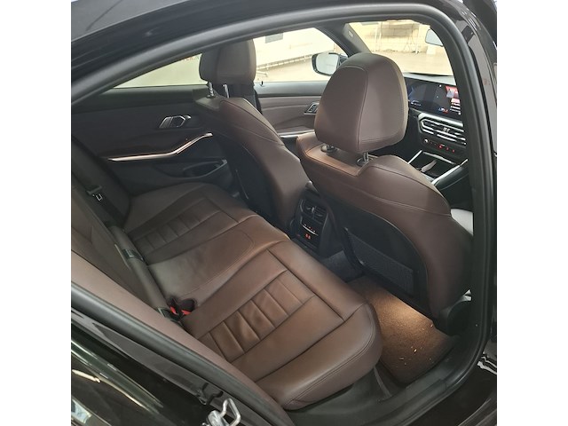Personenauto, bmw, 3-serie, 330d high executive, 2022 - afbeelding 33 van  72