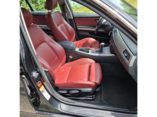 Personenauto, bmw, 3-serie, 330i dynamic executive, zwart, 2005 - afbeelding 10 van  52