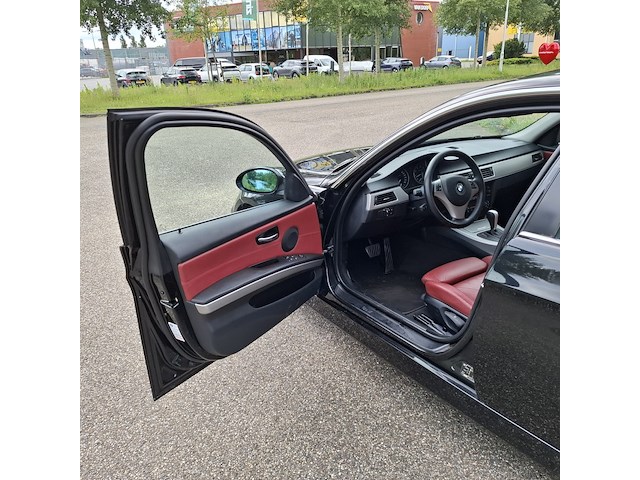 Personenauto, bmw, 3-serie, 330i dynamic executive, zwart, 2005 - afbeelding 29 van  52
