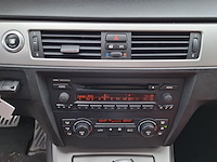 Personenauto, bmw, 3-serie, 330i dynamic executive, zwart, 2005 - afbeelding 37 van  52