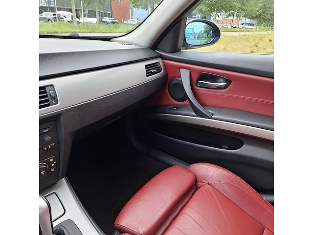 Personenauto, bmw, 3-serie, 330i dynamic executive, zwart, 2005 - afbeelding 40 van  52