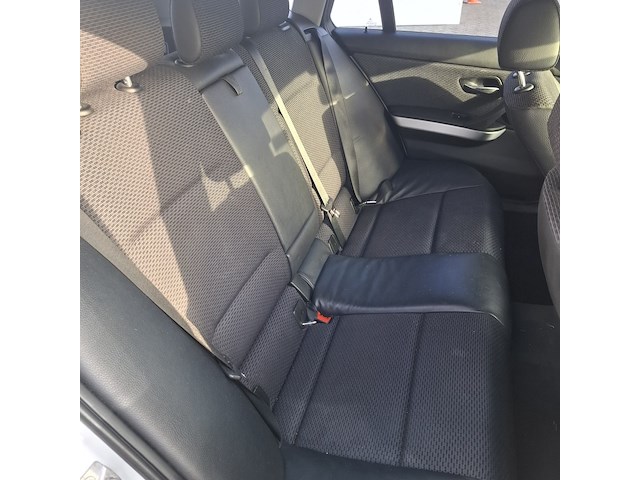 Personenauto, bmw, 3-serie - afbeelding 29 van  50