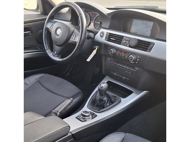 Personenauto, bmw, 3-serie - afbeelding 30 van  50