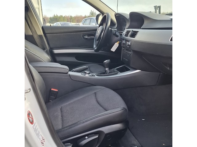 Personenauto, bmw, 3-serie - afbeelding 31 van  50