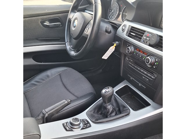 Personenauto, bmw, 3-serie - afbeelding 32 van  50