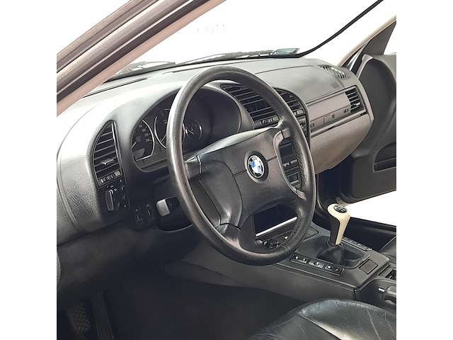 Personenauto, bmw, 325td, 1997 - afbeelding 33 van  48