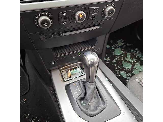 Personenauto, bmw, 5-serie, 520i, 2004 - afbeelding 26 van  50